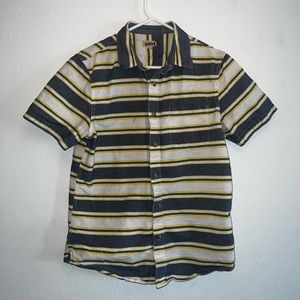 1901 M Button Down Tee